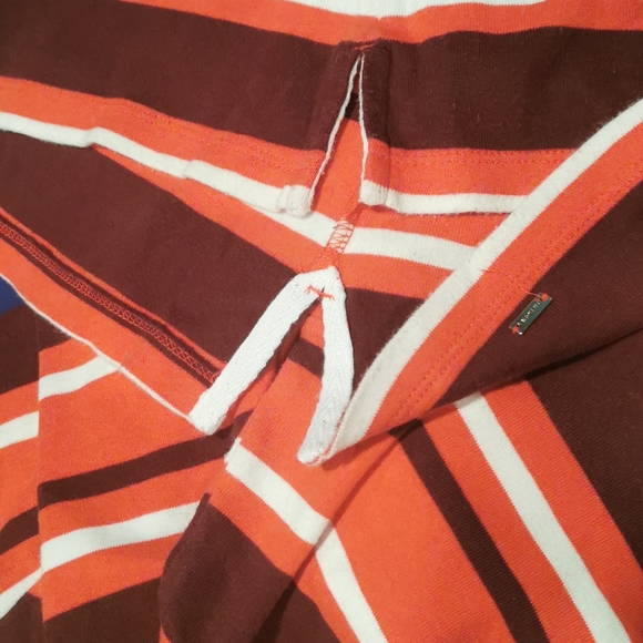 Trendy T-shirt. 3/$30. - Picture 4 of 4